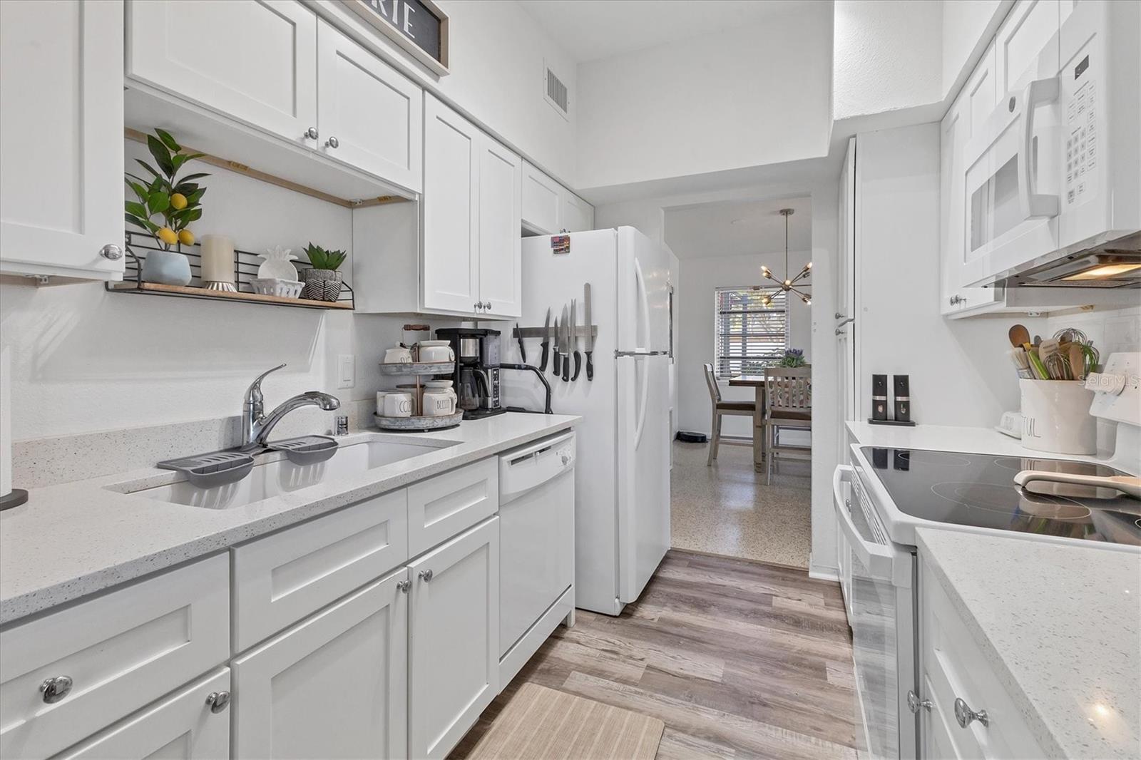 VENICE GARDENS - Residential