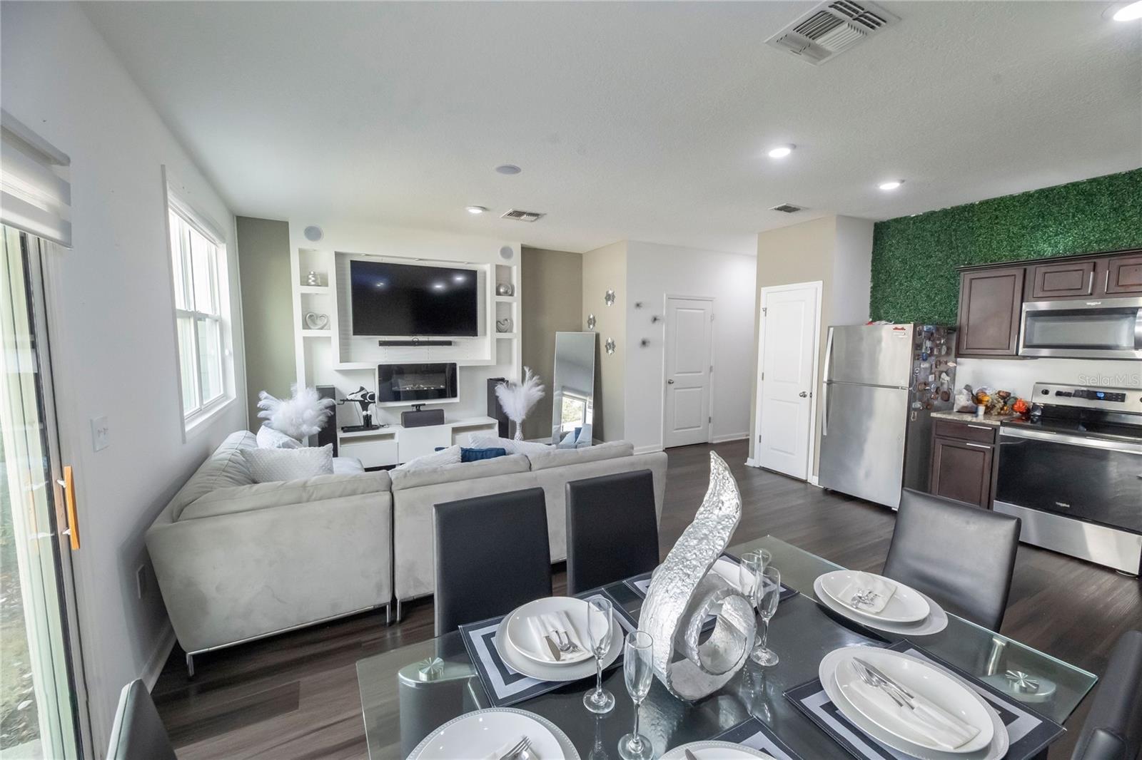 MADISON PLACE PH 1 - Residential