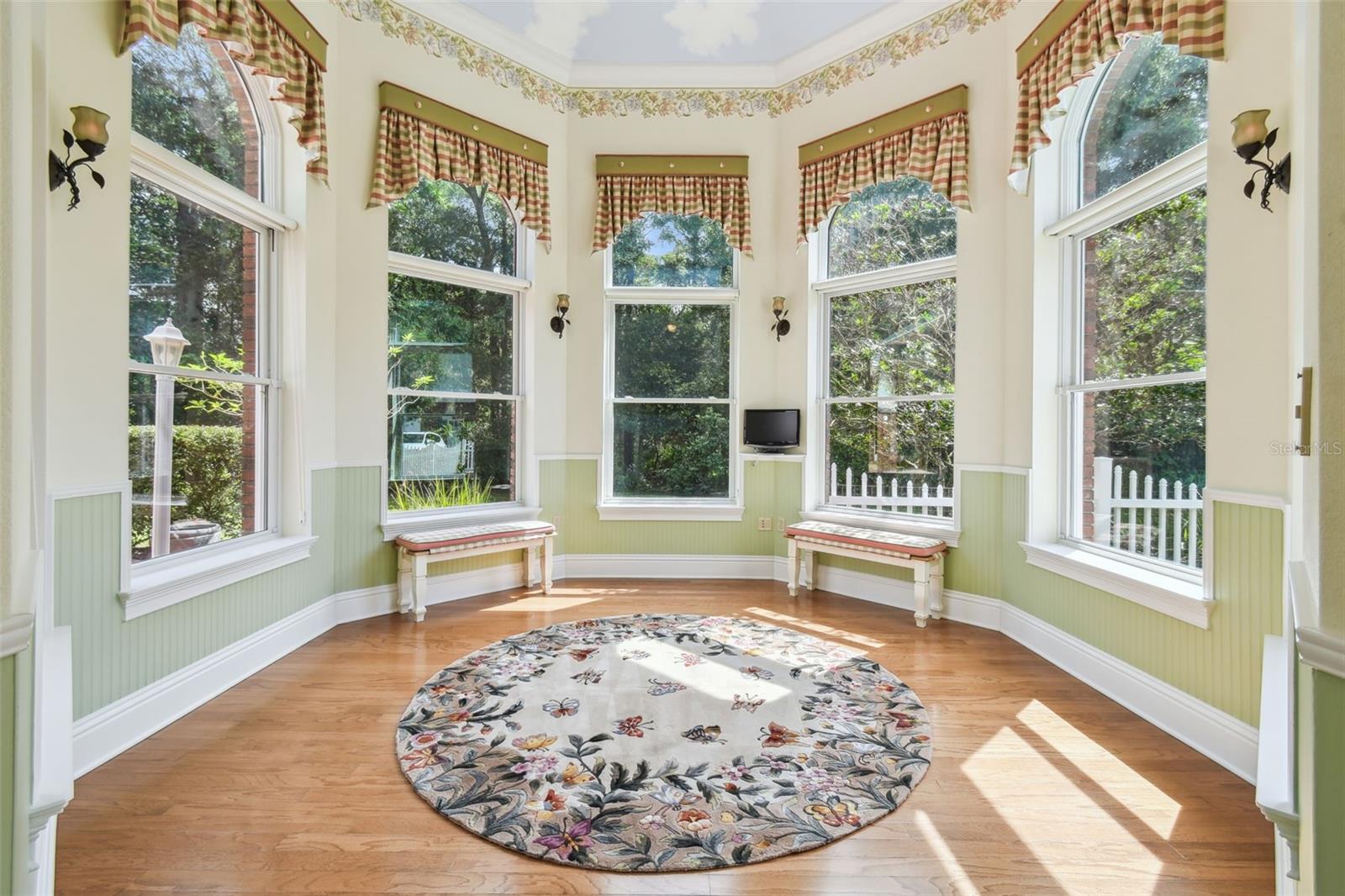 TAYLOR WOODS - Residential