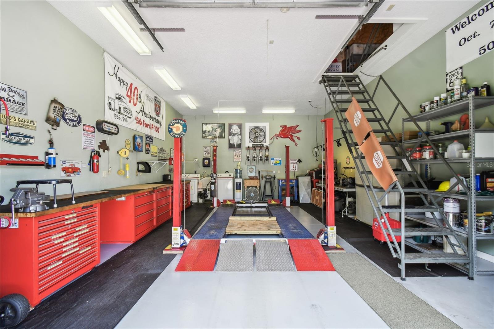 TAYLOR WOODS - Residential