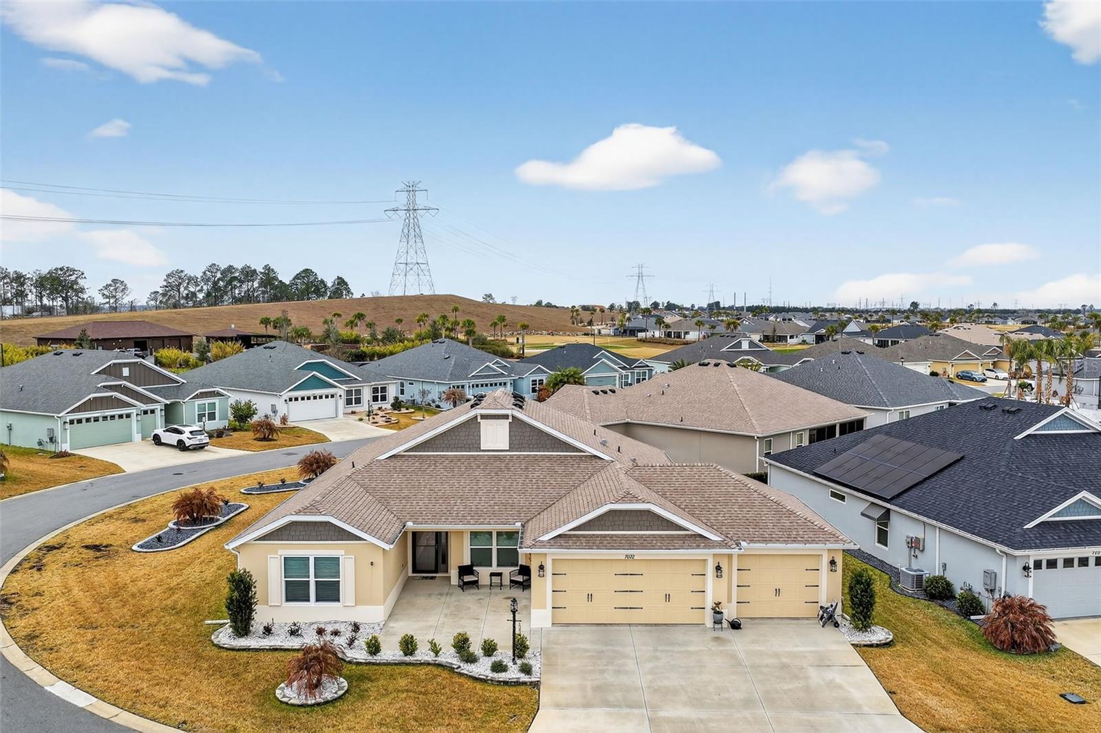 VILLAGE OF LAKE DENHAM - Residential