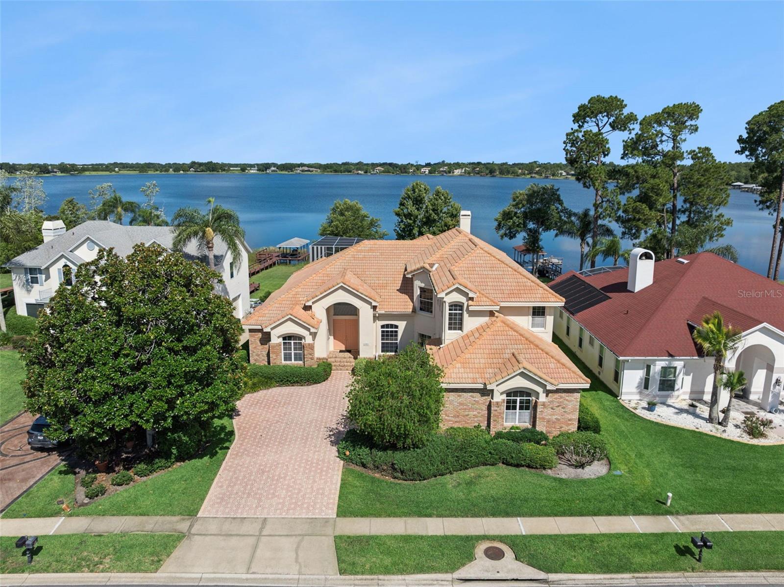 1901 EDGEWATER DRIVE