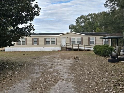 Photo of 4751 NE 147 Court, Williston, FL 32696 (MLS # OM717277)