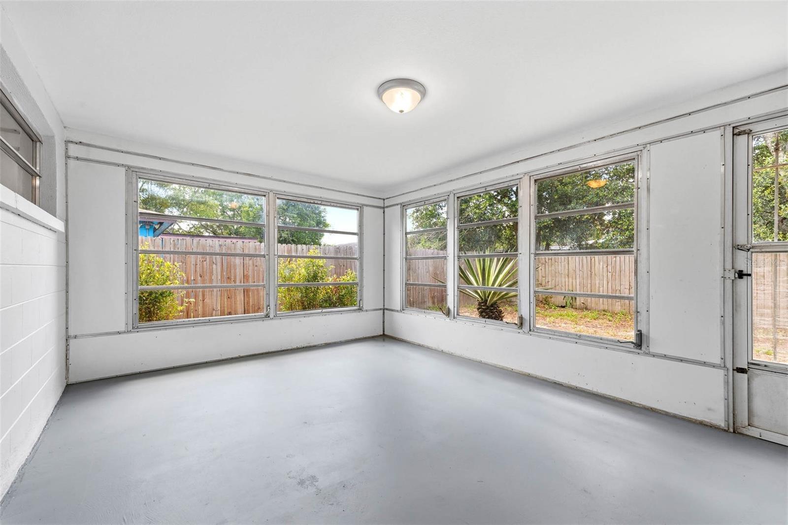 WEEKI WACHEE WOODLANDS UNIT 1 - Residential
