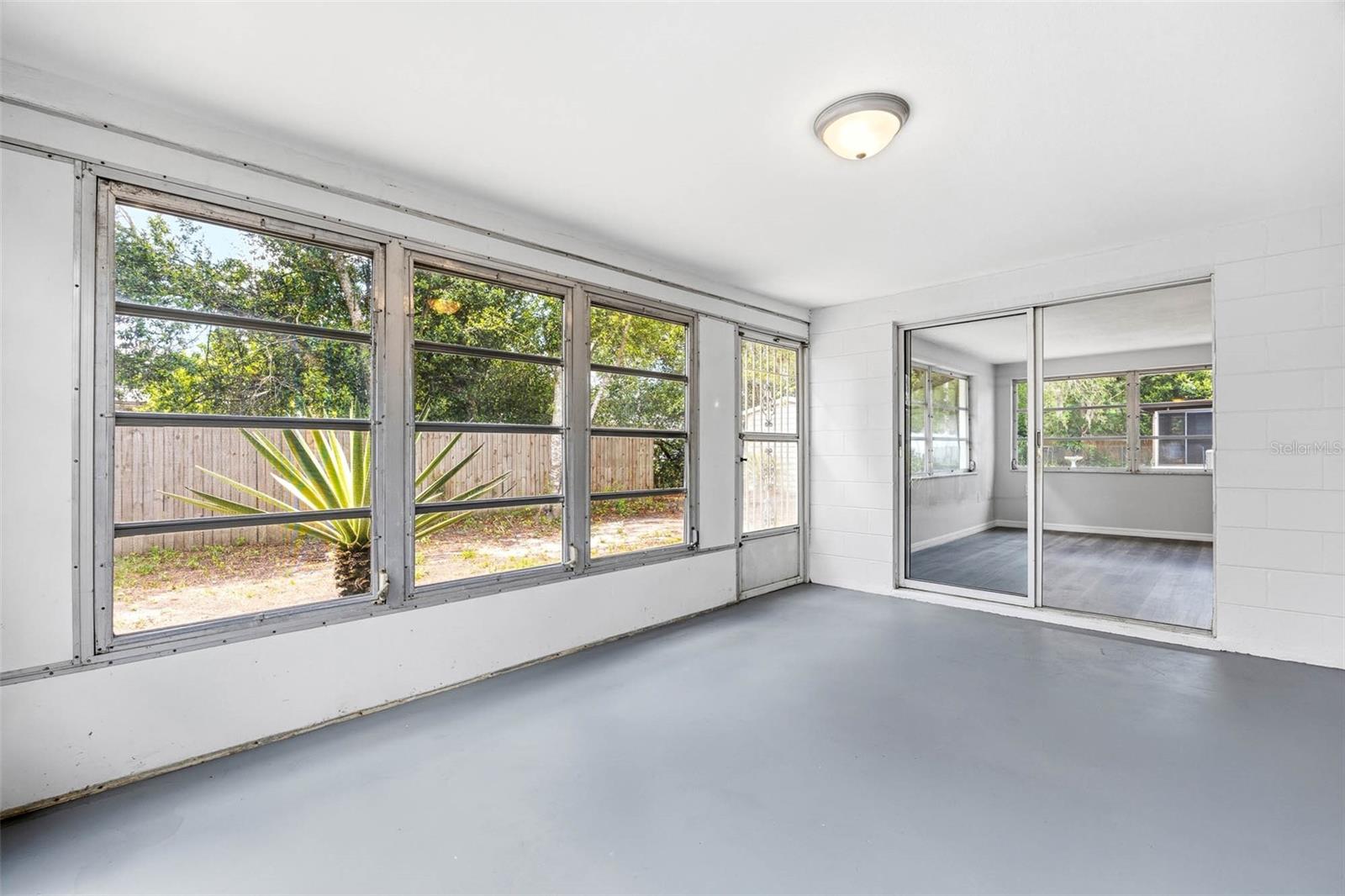 WEEKI WACHEE WOODLANDS UNIT 1 - Residential