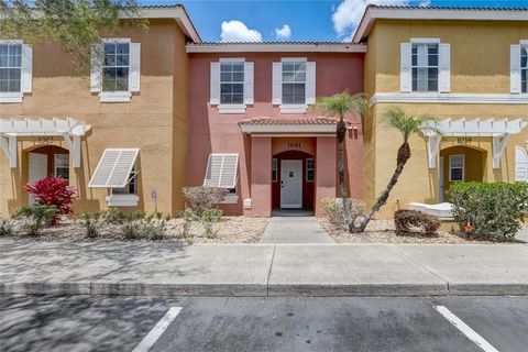 Photo of 1041 Park Ridge Circle, Kissimmee, FL 34746 (MLS # O6304327)