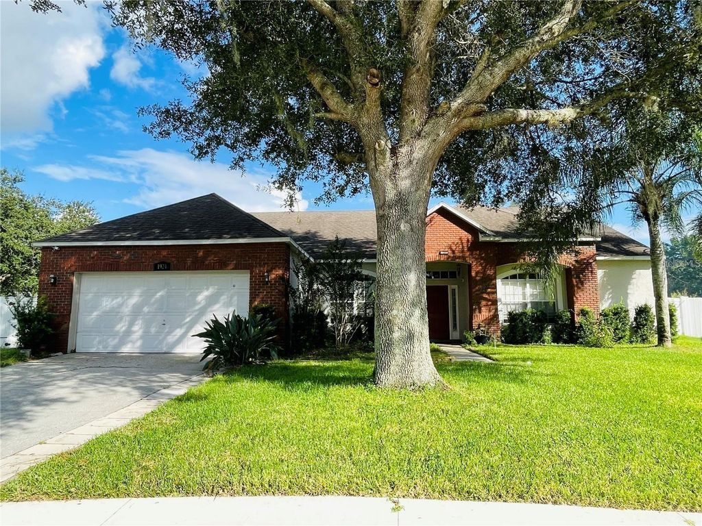 Photo of 1924 Rachels Ridge Loop, Ocoee, FL 34761 (MLS # O6412290)