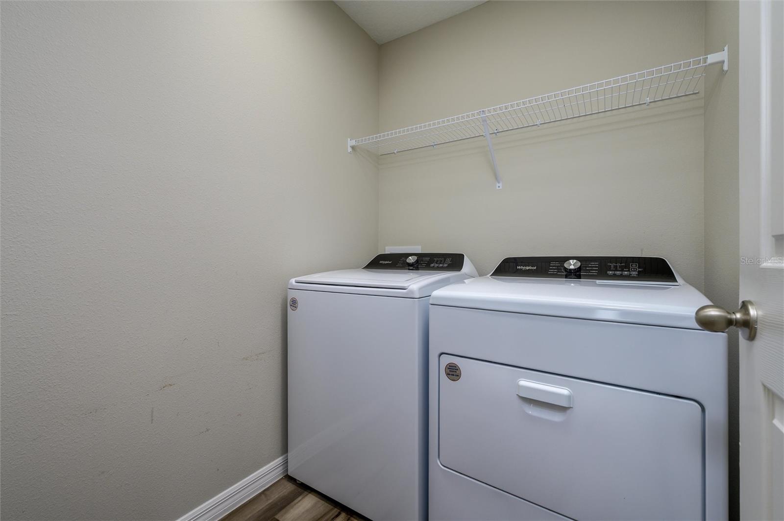 PASADENA POINT - Residential