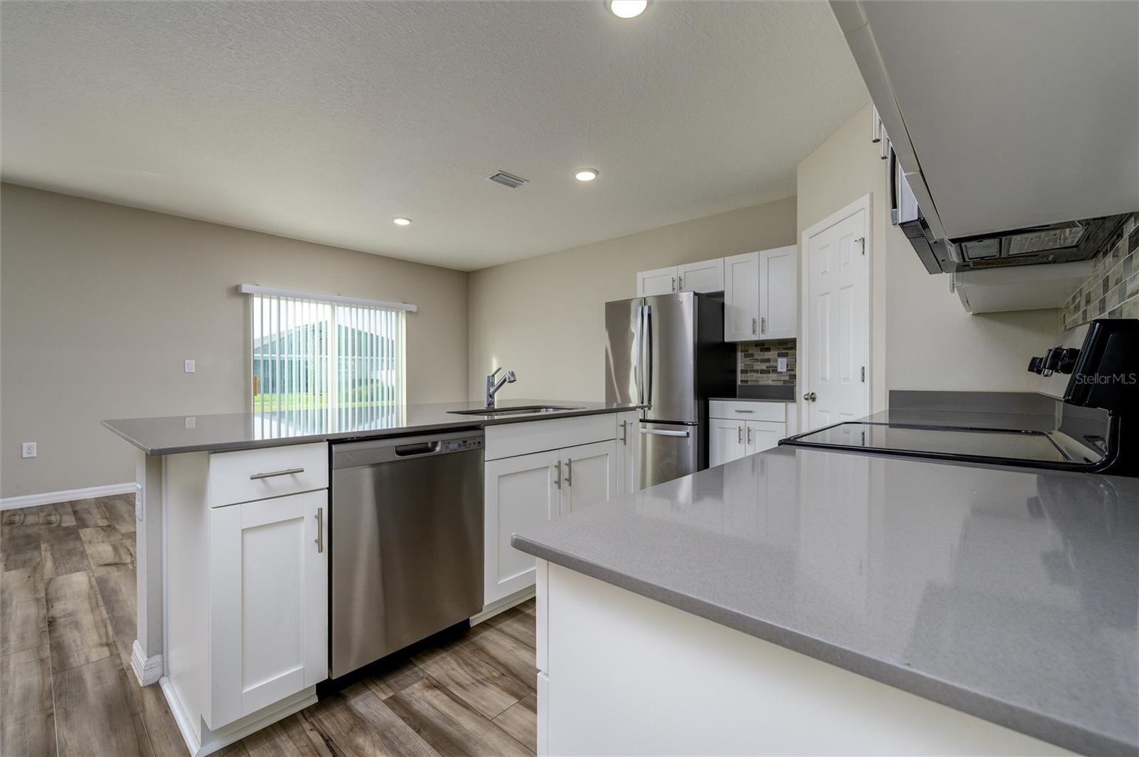 PASADENA POINT - Residential