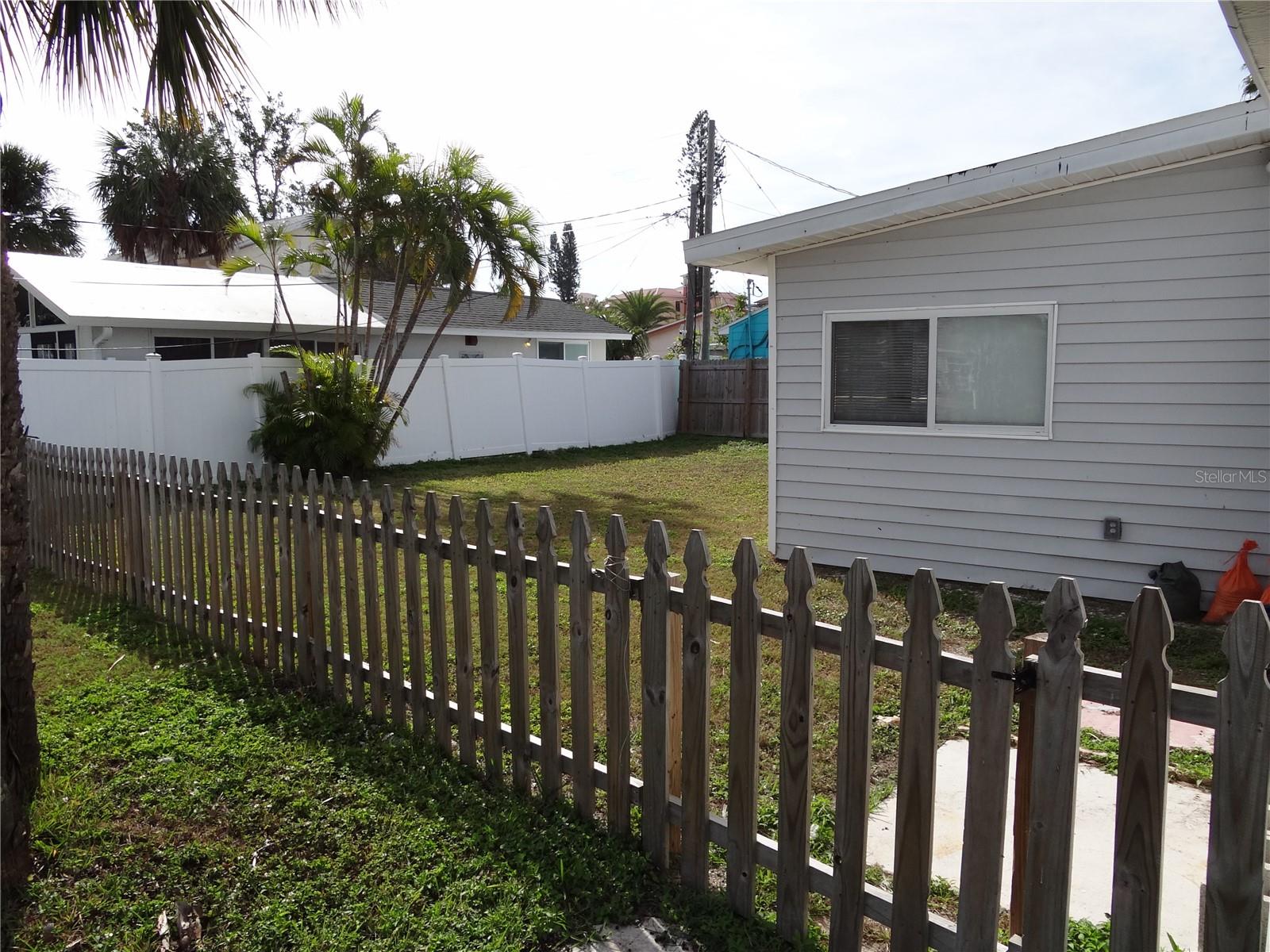 PAGES REP OF MITCHELLS BEACH - Residential Lease