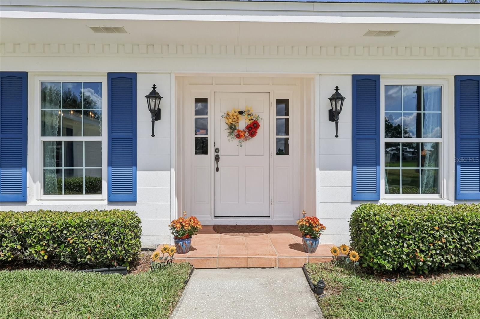 SHIRLEY SHORES - Residential