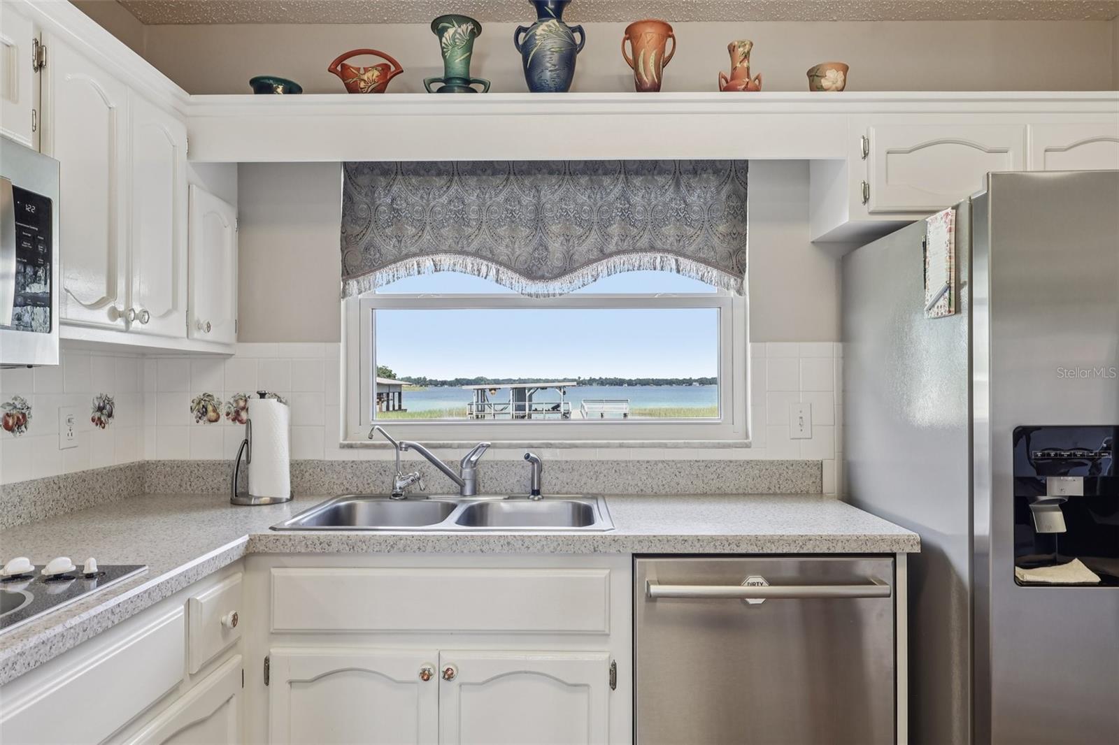 SHIRLEY SHORES - Residential