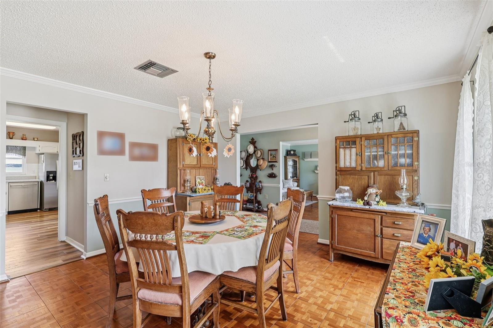 SHIRLEY SHORES - Residential