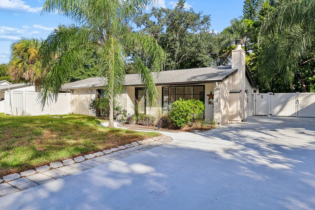 Photo of 7321 Canal Boulevard, Tampa, FL 33615 (MLS # TB8558854)
