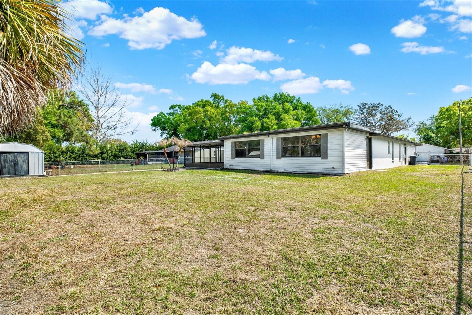 FOUR WINDS ESTATES UNIT 5 - Residential