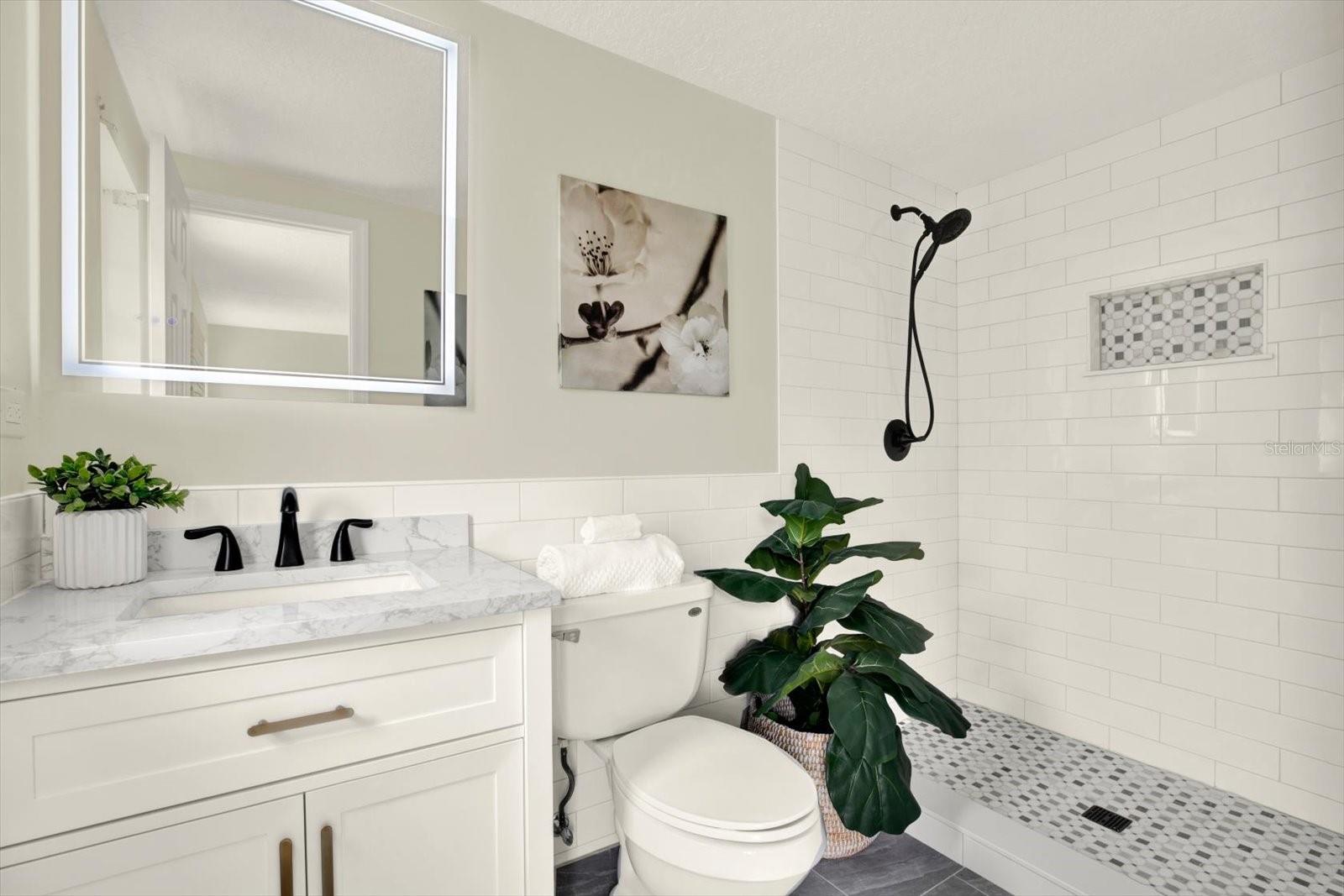 FOUR WINDS ESTATES UNIT 5 - Residential