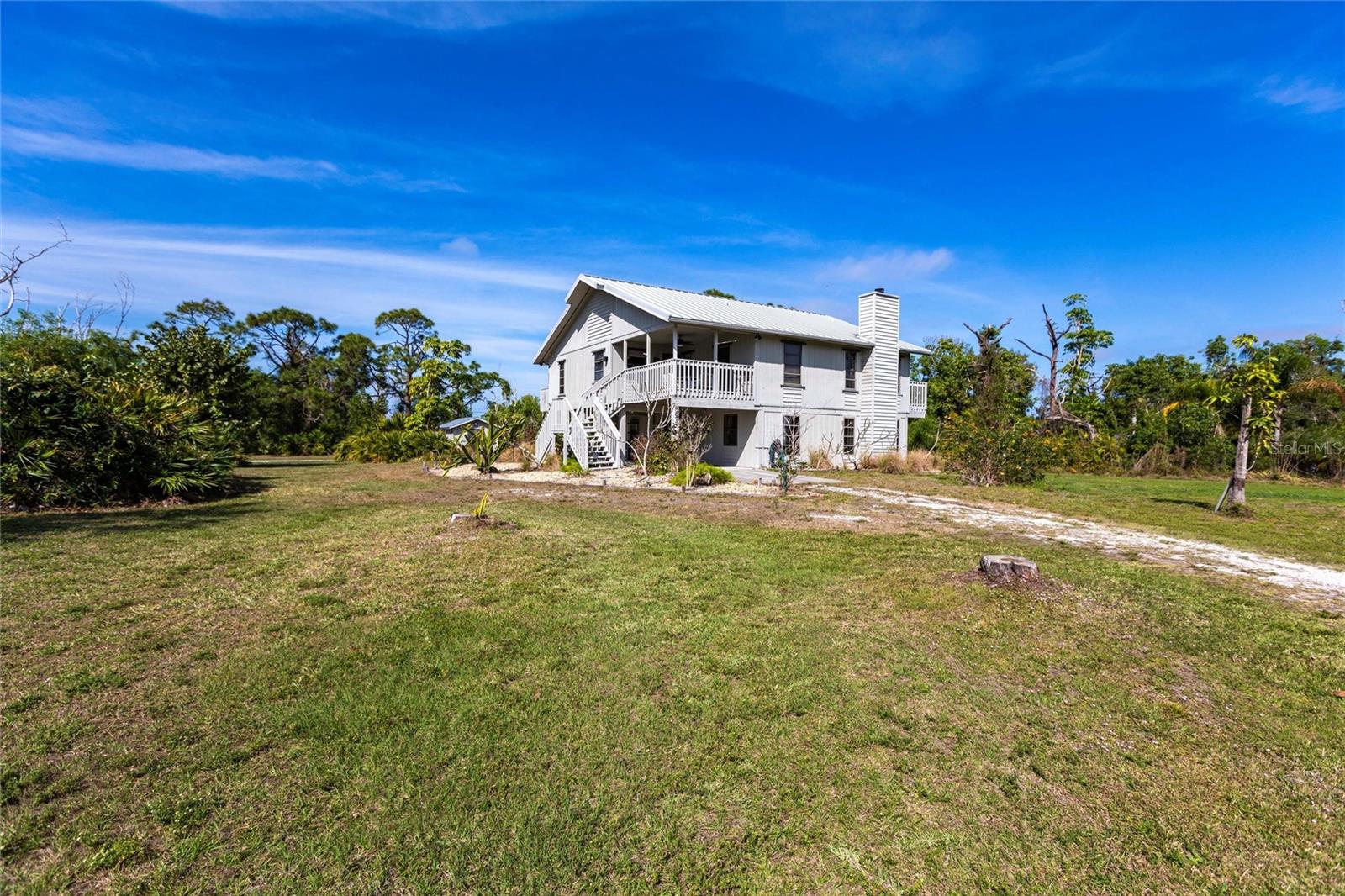 8677 WHISPERING PINES DRIVE