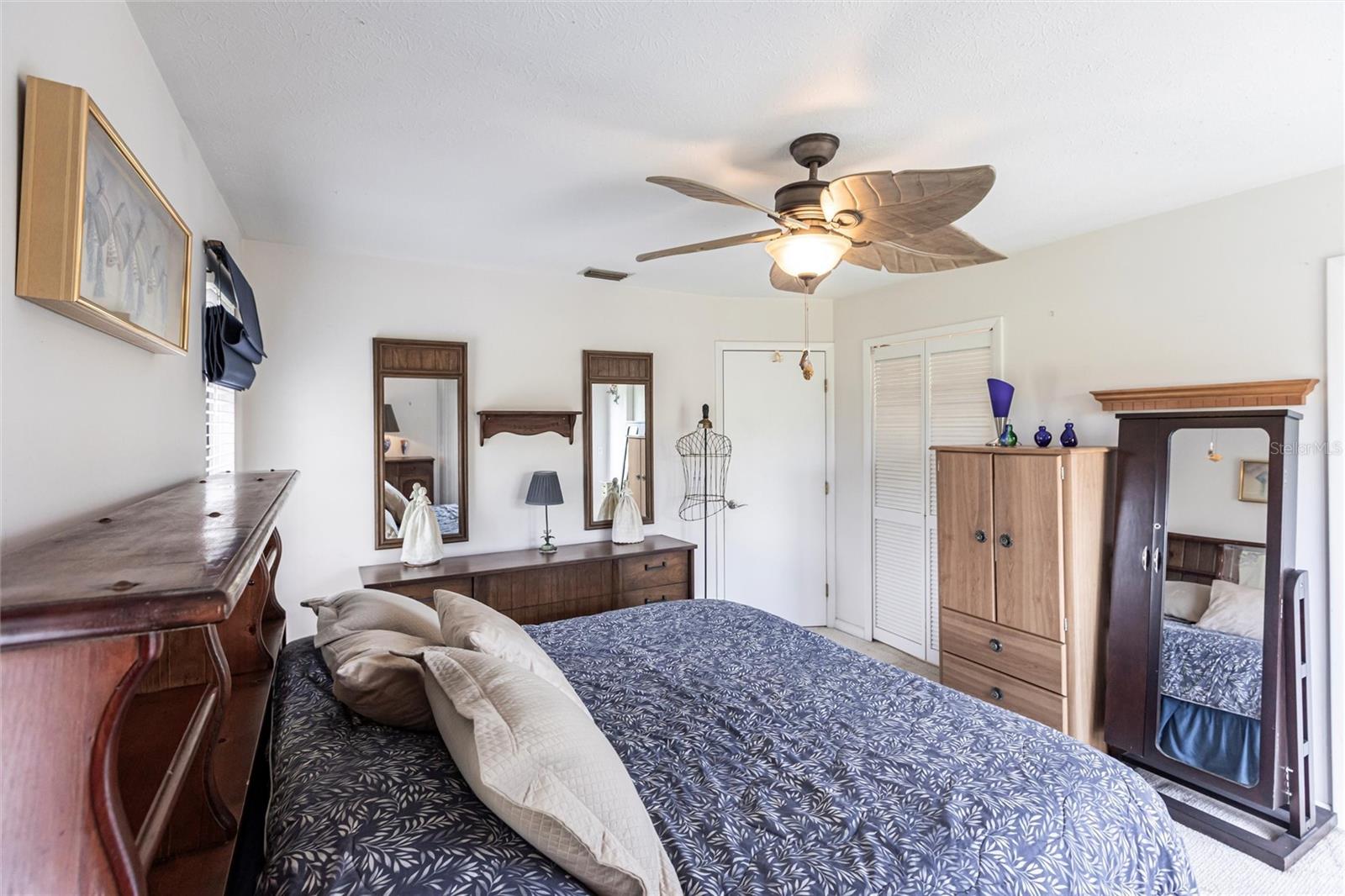 ISLAND ESTATES - Residential