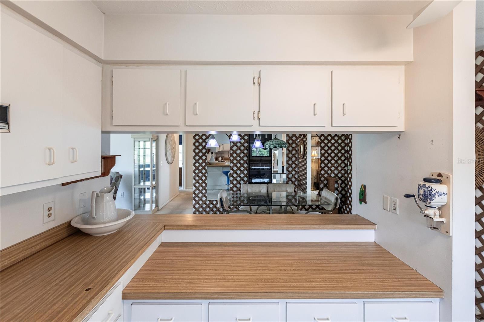 ISLAND ESTATES - Residential