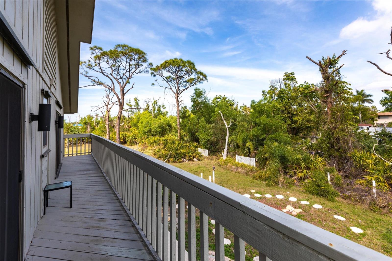 ISLAND ESTATES - Residential