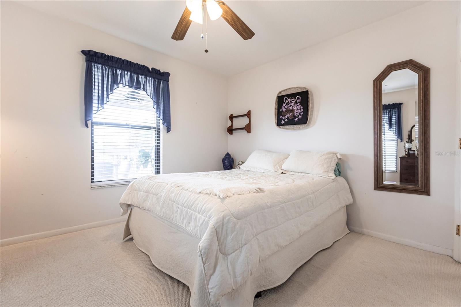 ISLAND ESTATES - Residential