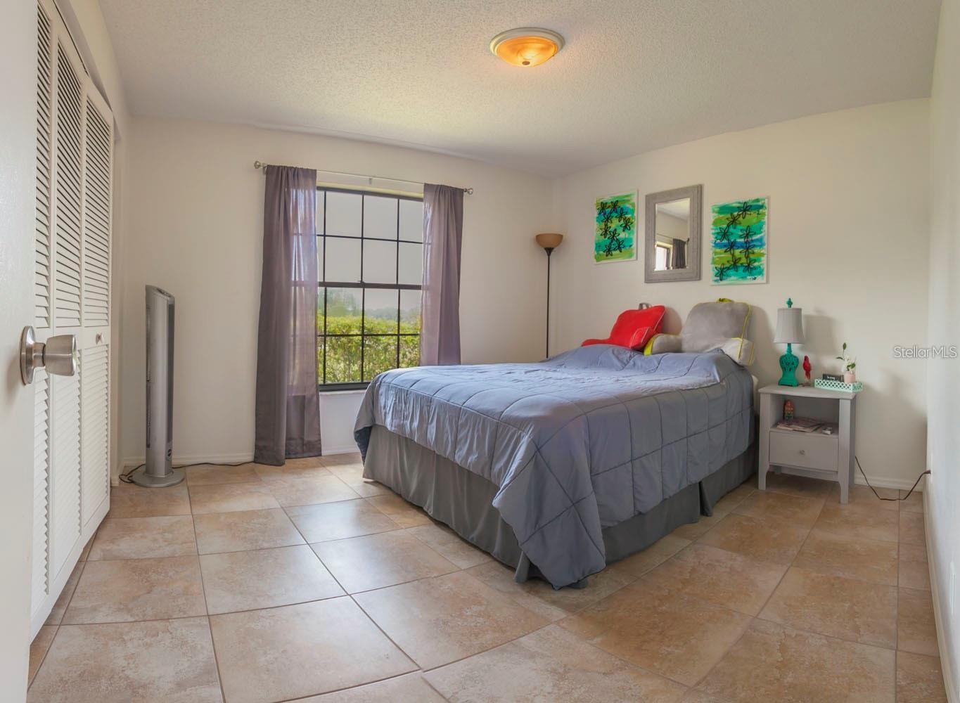 LAKE WEIR GARDENS - Residential