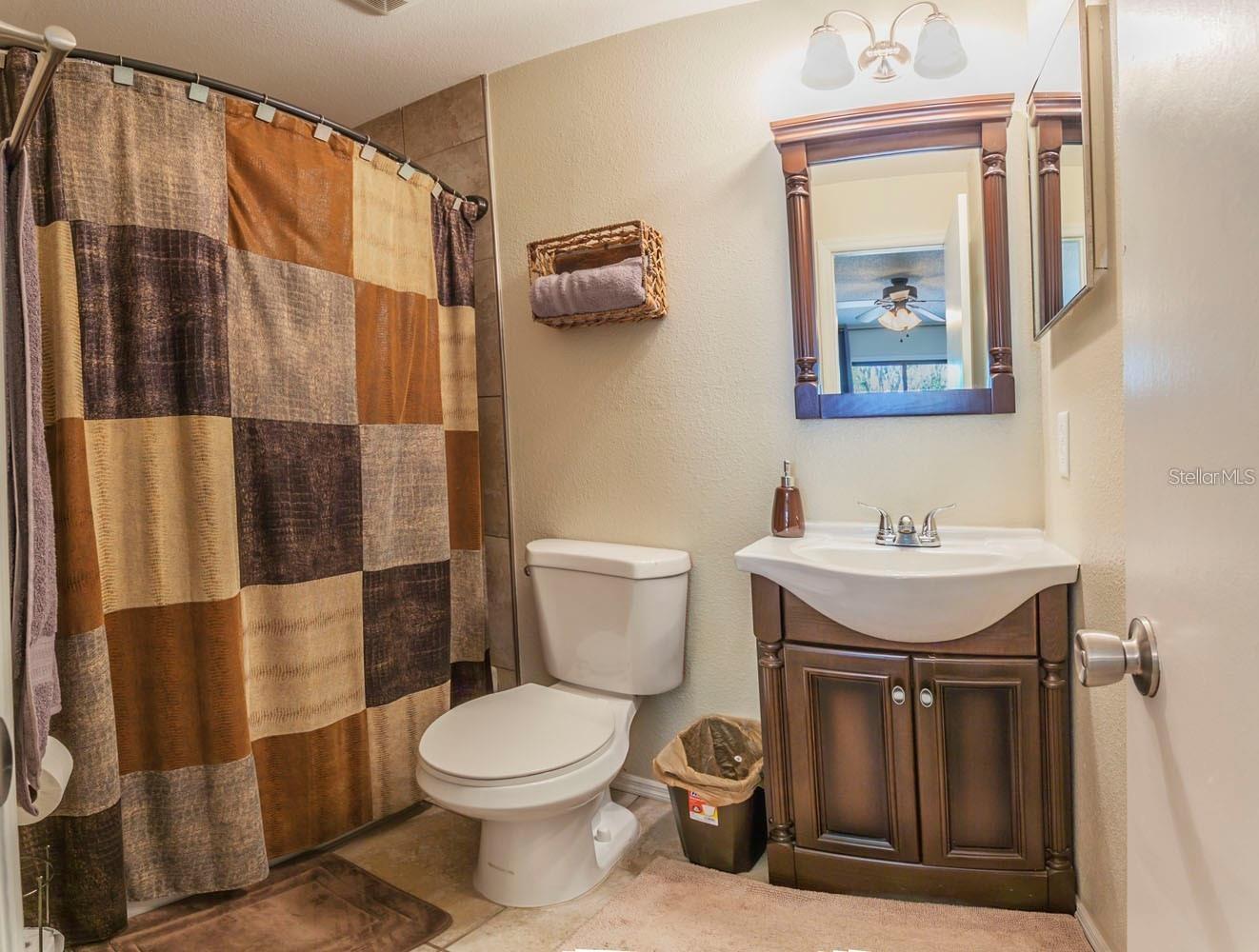 LAKE WEIR GARDENS - Residential