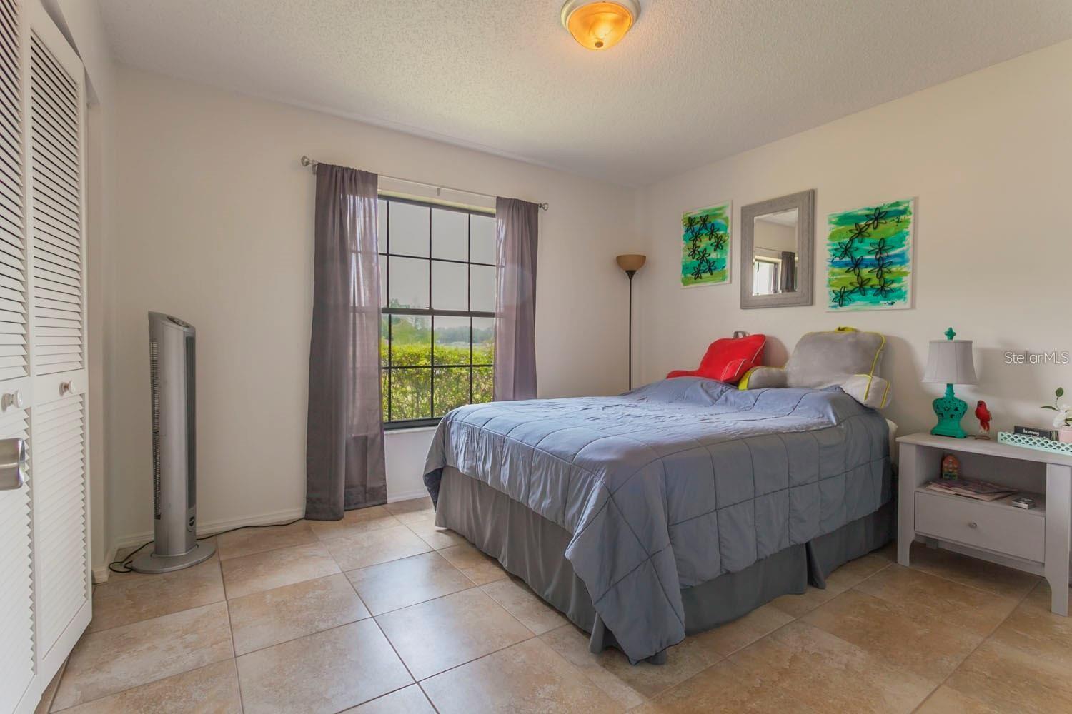 LAKE WEIR GARDENS - Residential