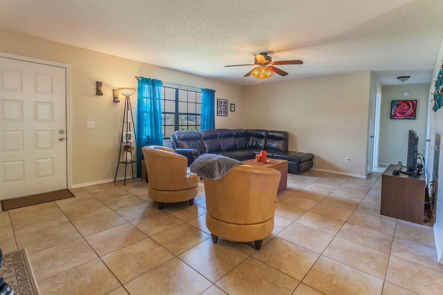 LAKE WEIR GARDENS - Residential