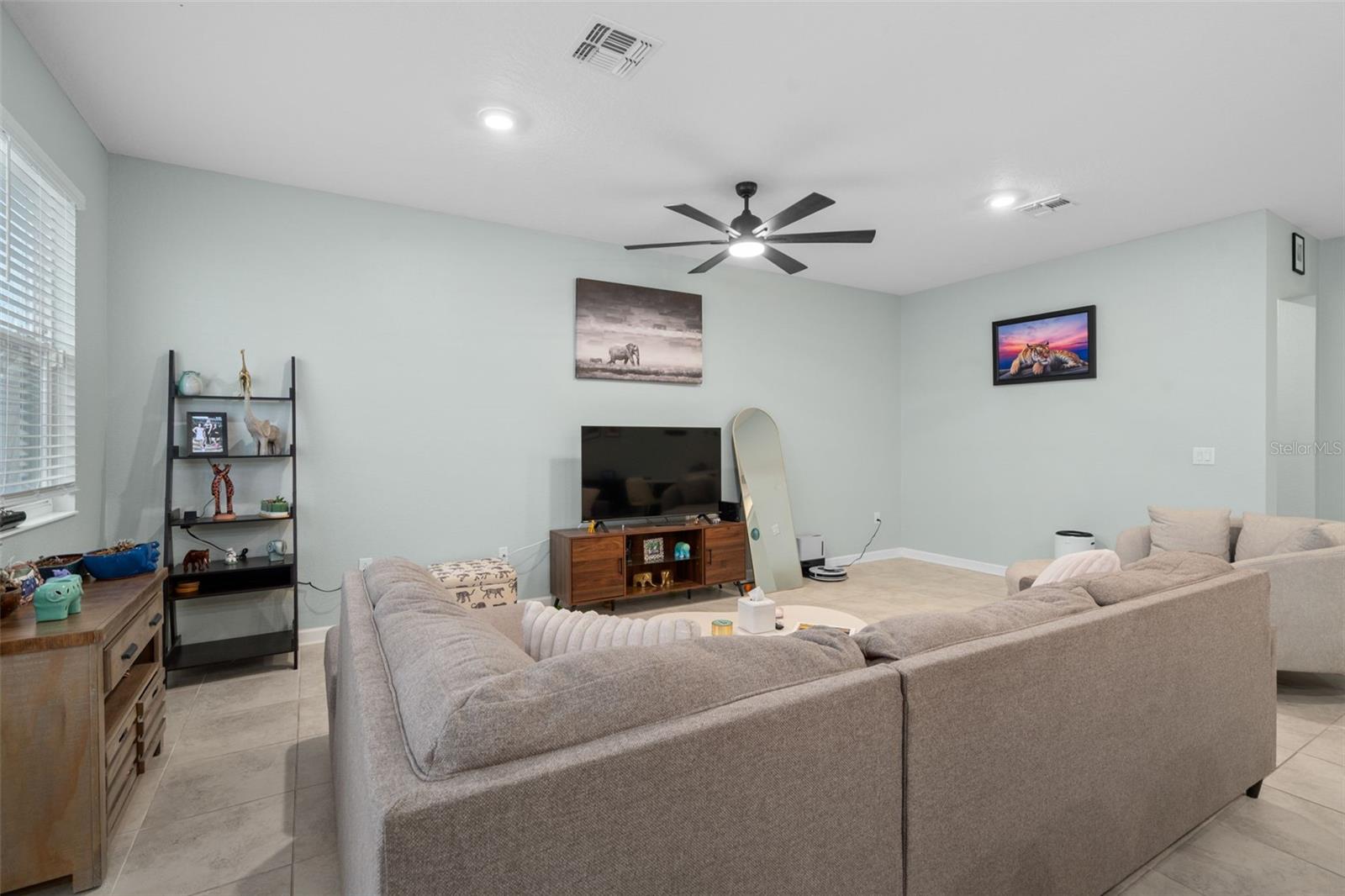 STOREY LAKE TR K - Residential