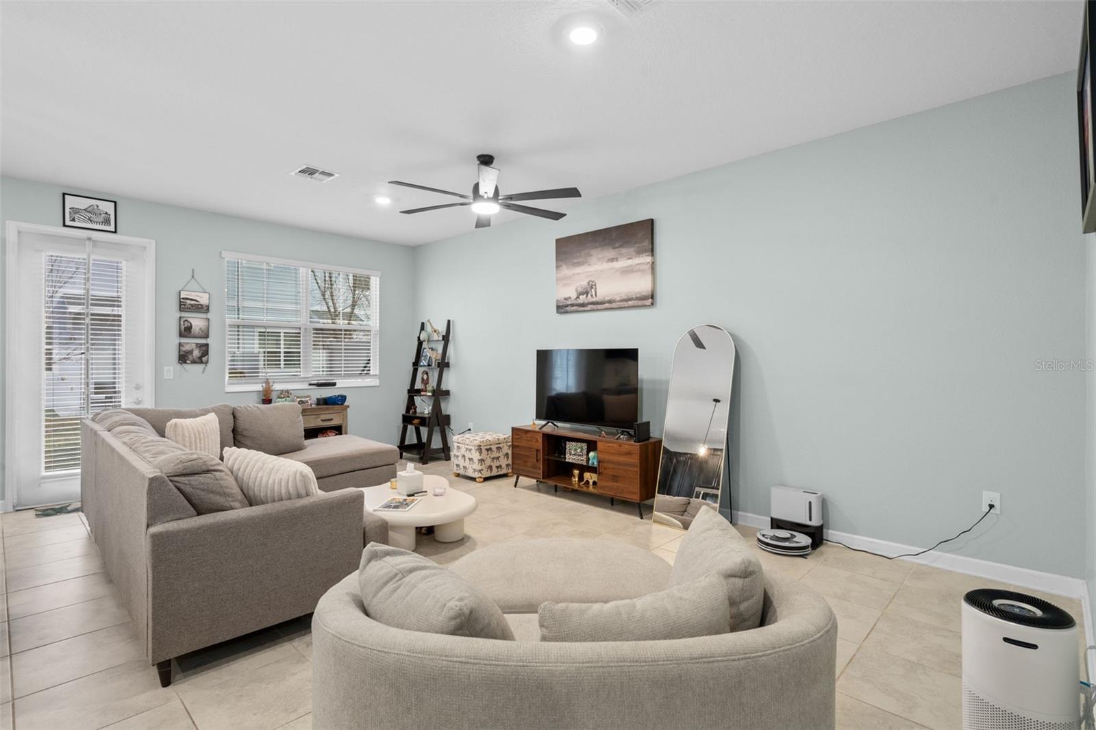 STOREY LAKE TR K - Residential