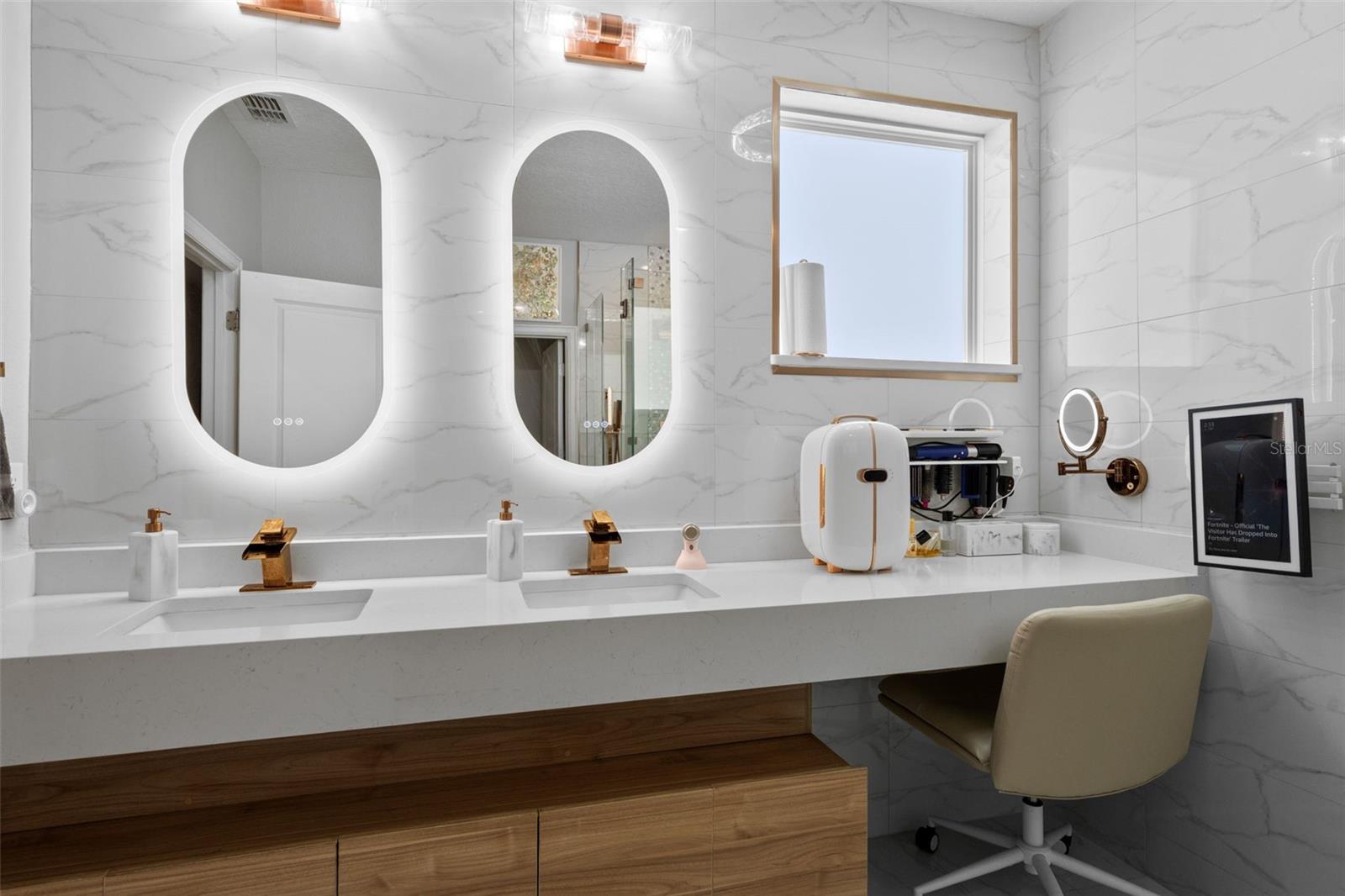 STOREY LAKE TR K - Residential