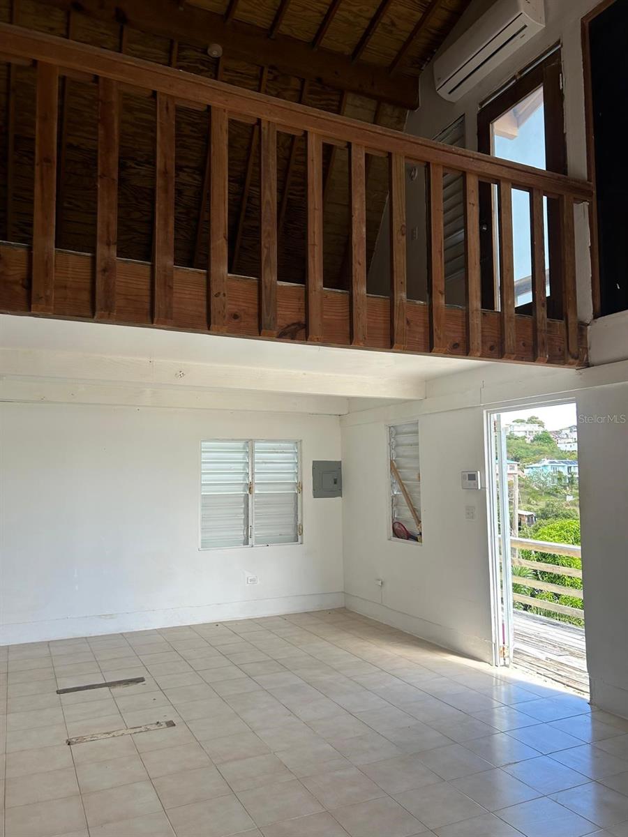 COMM CLARK - Residential