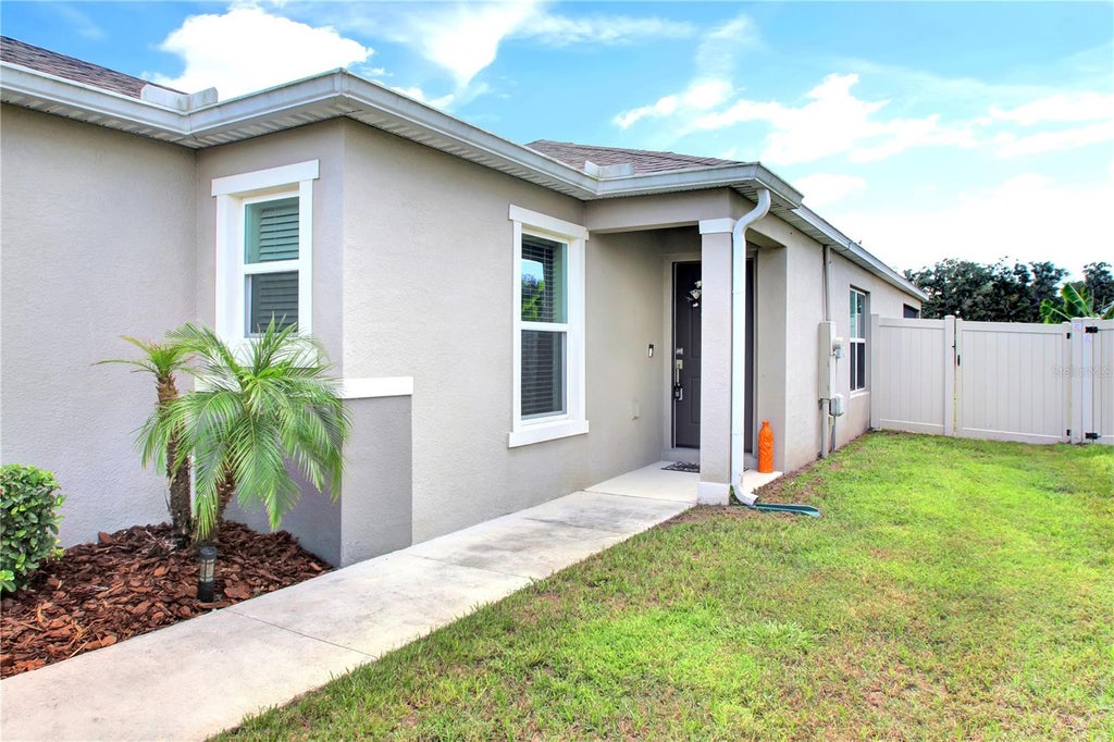 Photo of 599 Preserve Pointe Boulevard, Davenport, FL 33837 (MLS # O6423309)