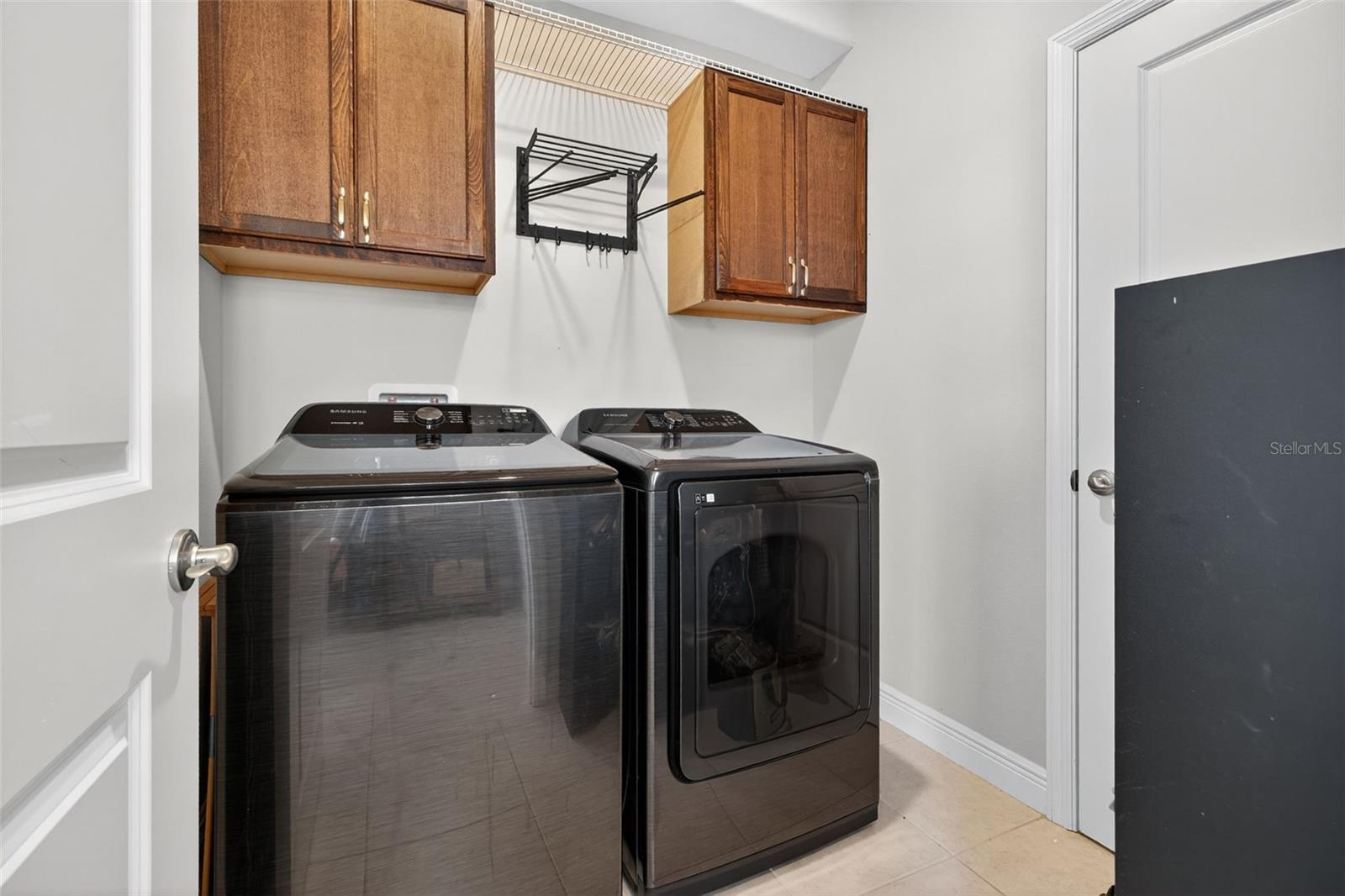 RIVER BEND VILLAGE - Residential