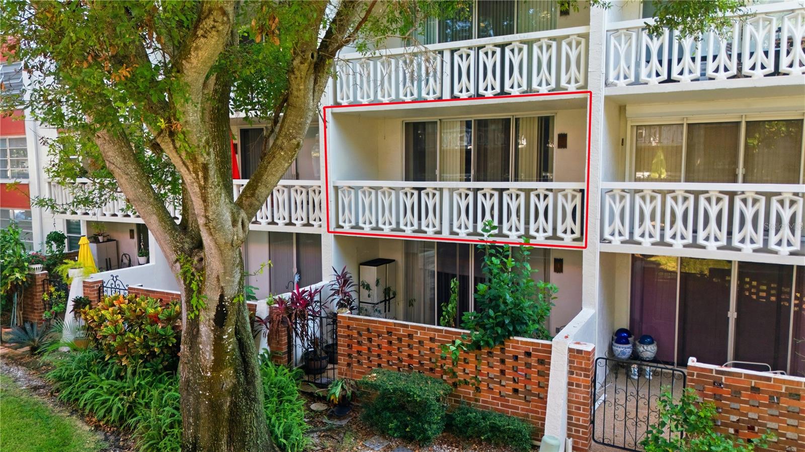 SEVILLE CONDO 11 - Residential Lease