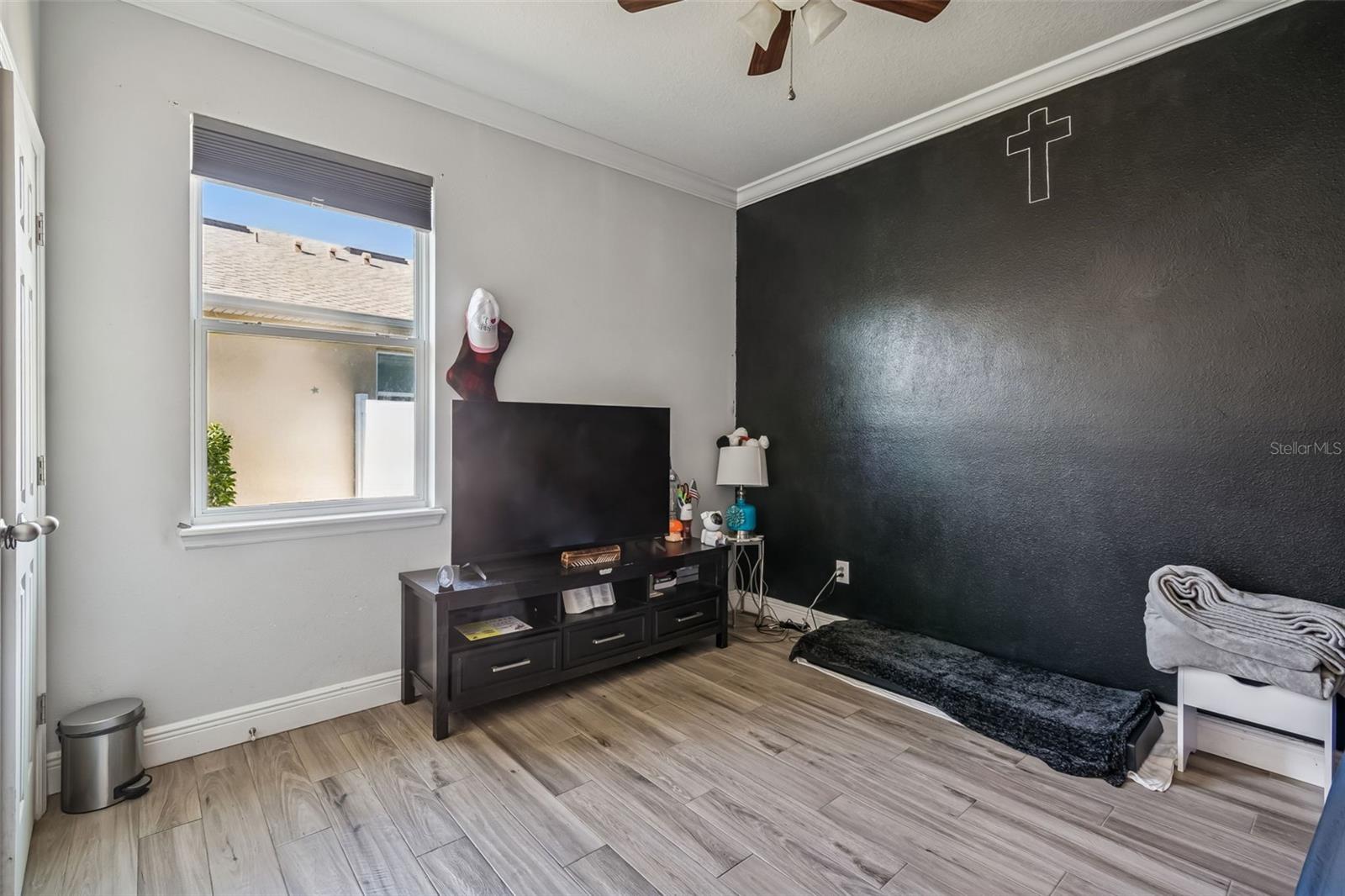 STONELEDGE - Residential