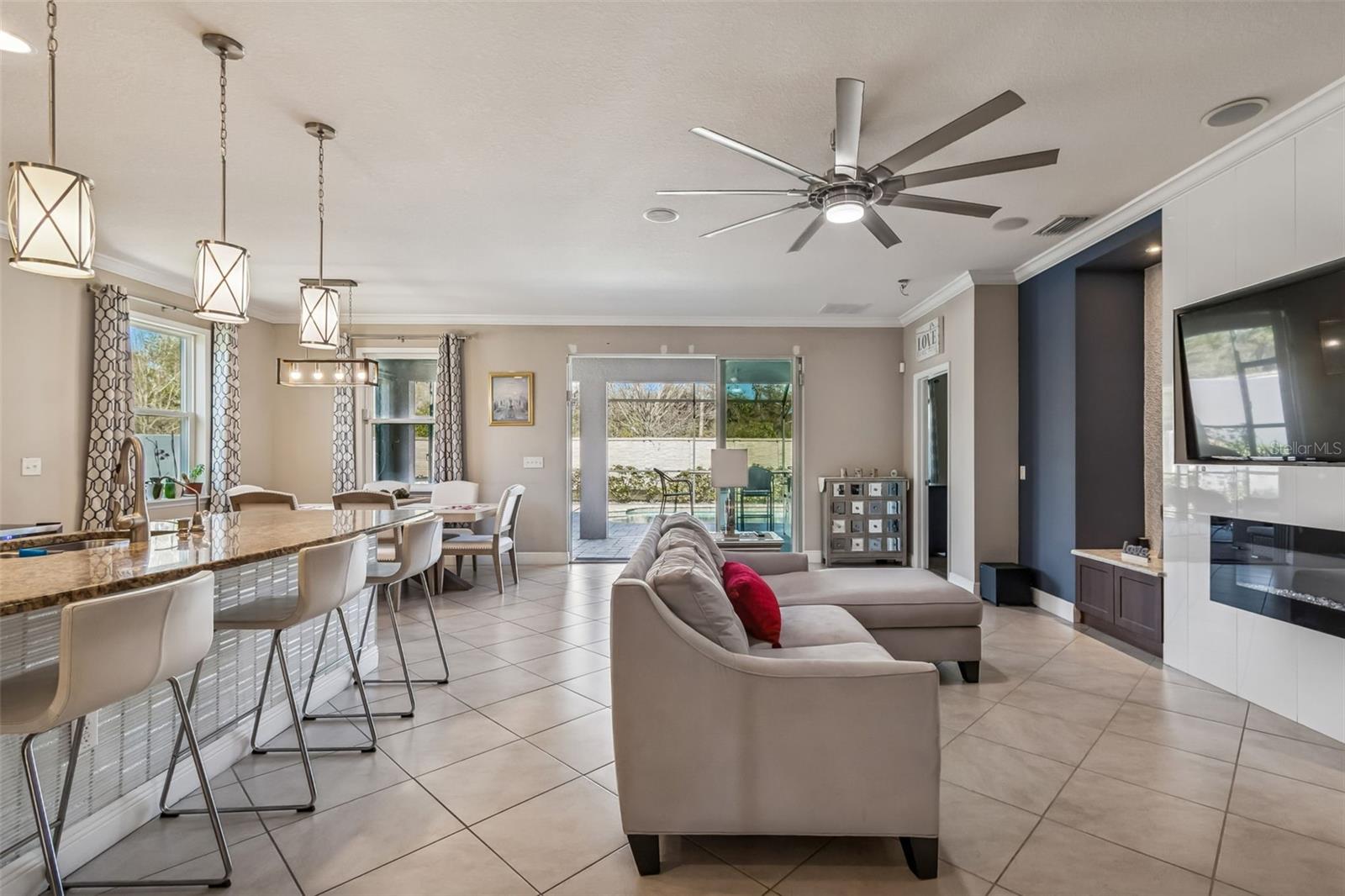 STONELEDGE - Residential