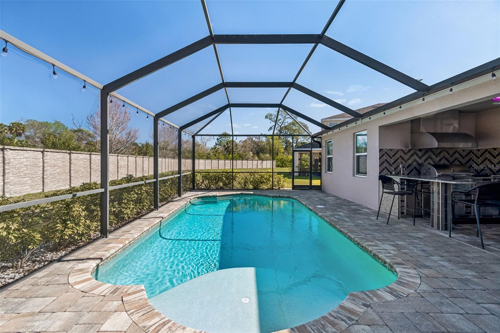 STONELEDGE - Residential