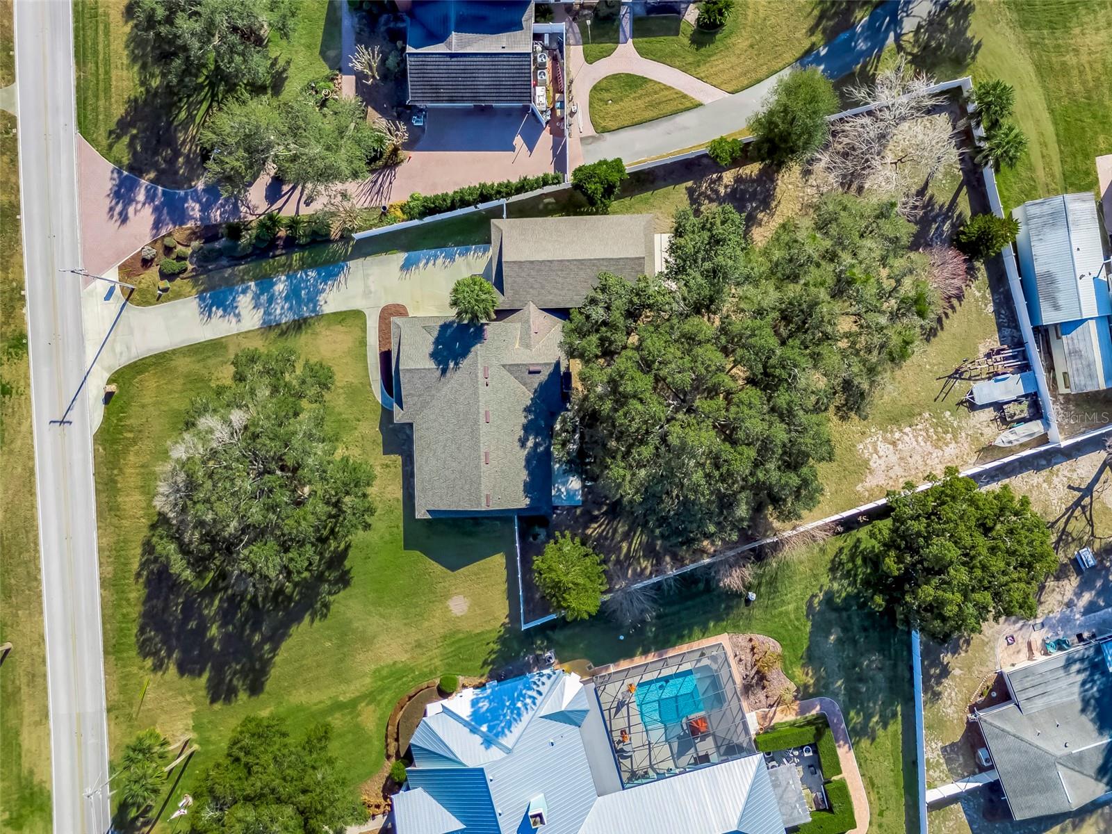 LAKE DORA HARBOUR - Residential