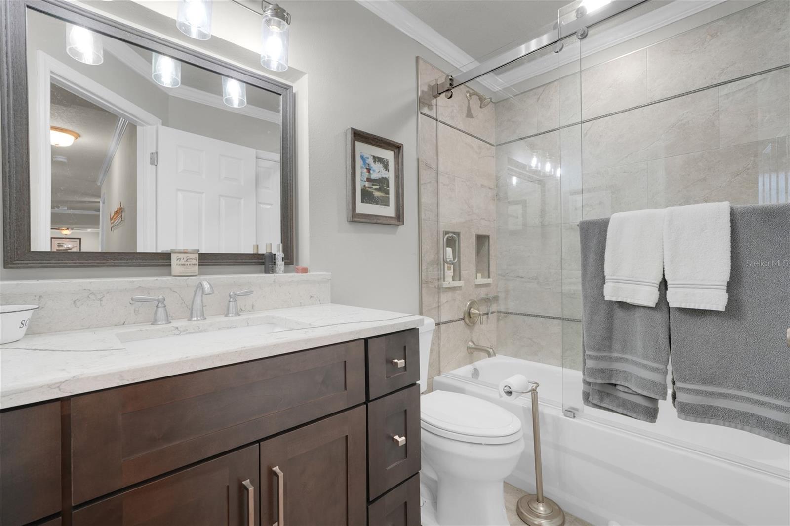 LAKE DORA HARBOUR - Residential