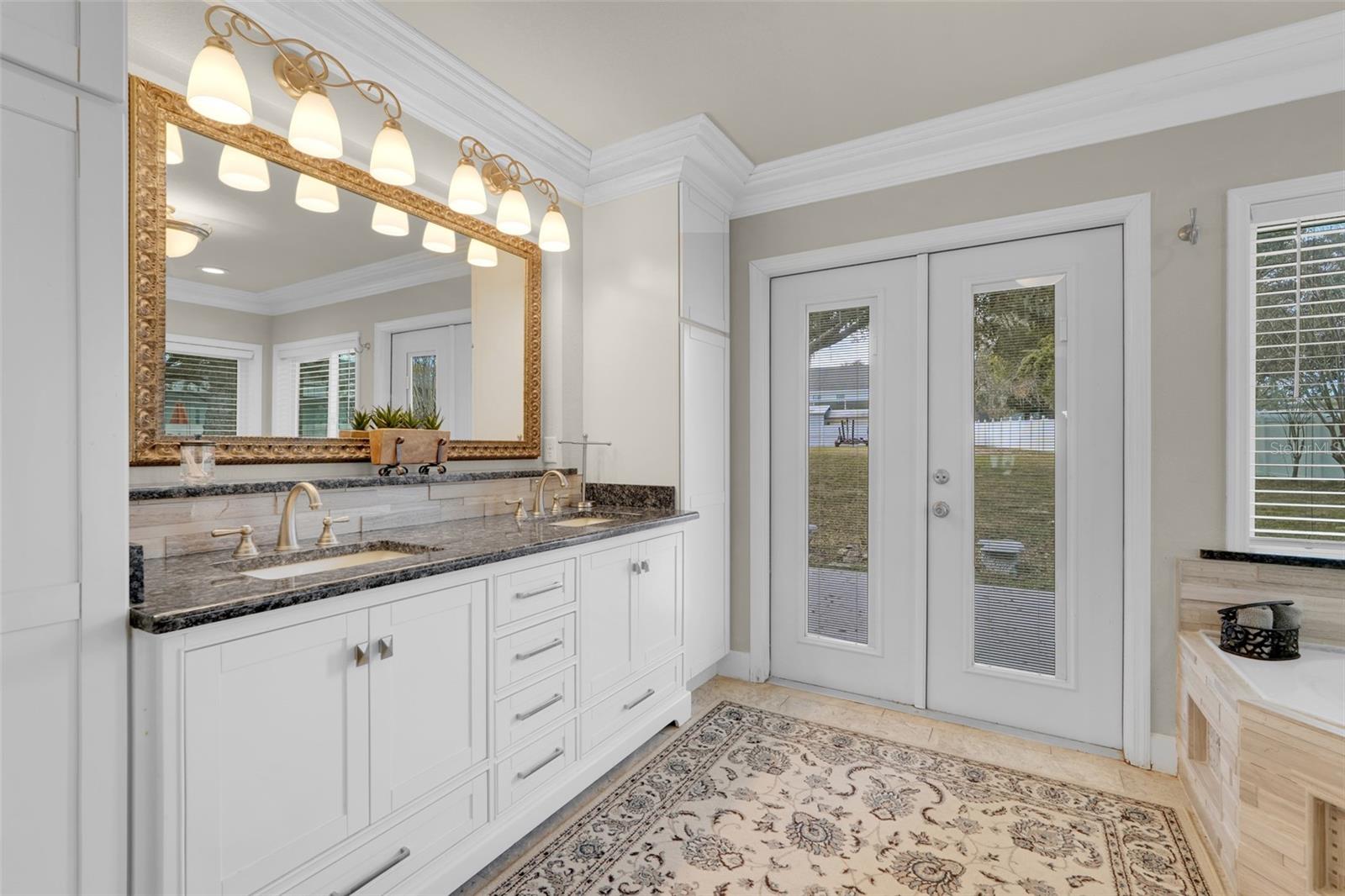 LAKE DORA HARBOUR - Residential