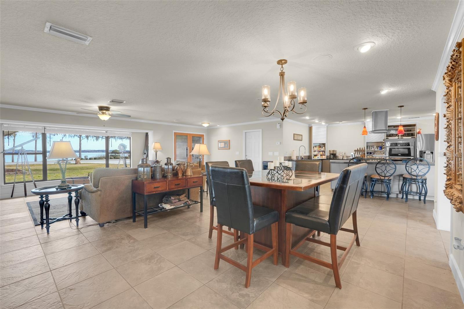 LAKE DORA HARBOUR - Residential