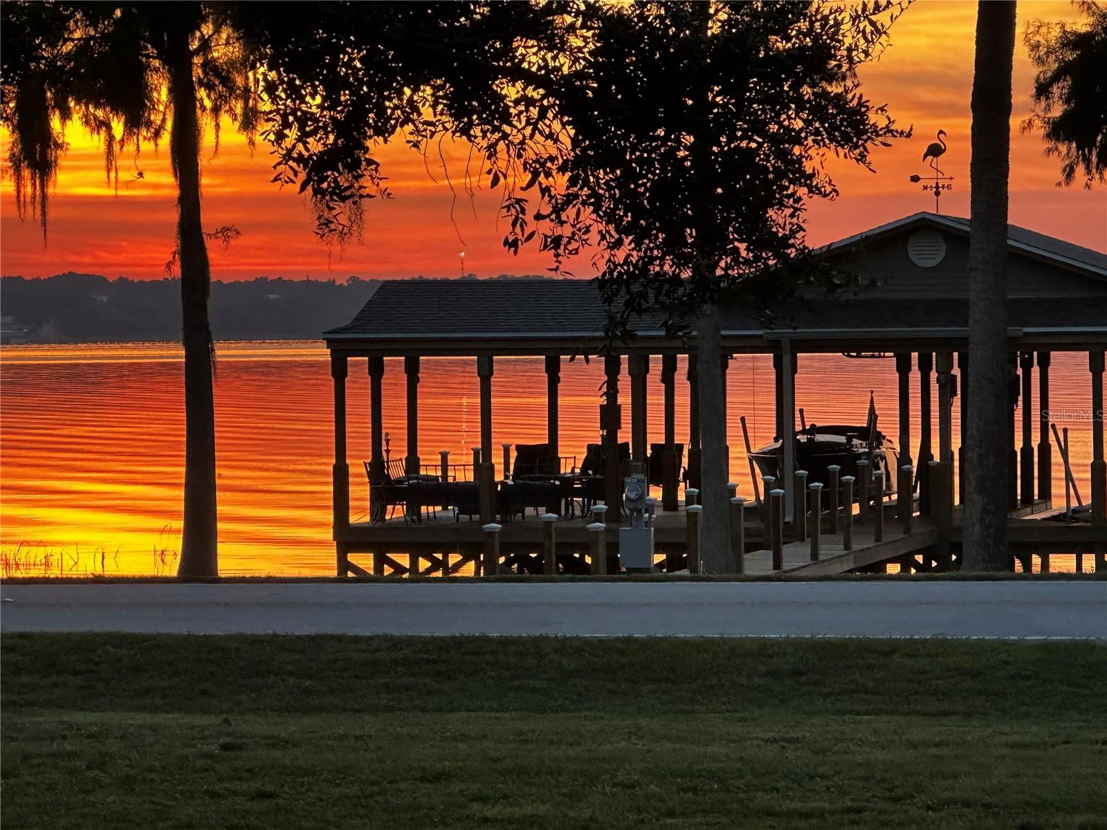 LAKE DORA HARBOUR - Residential