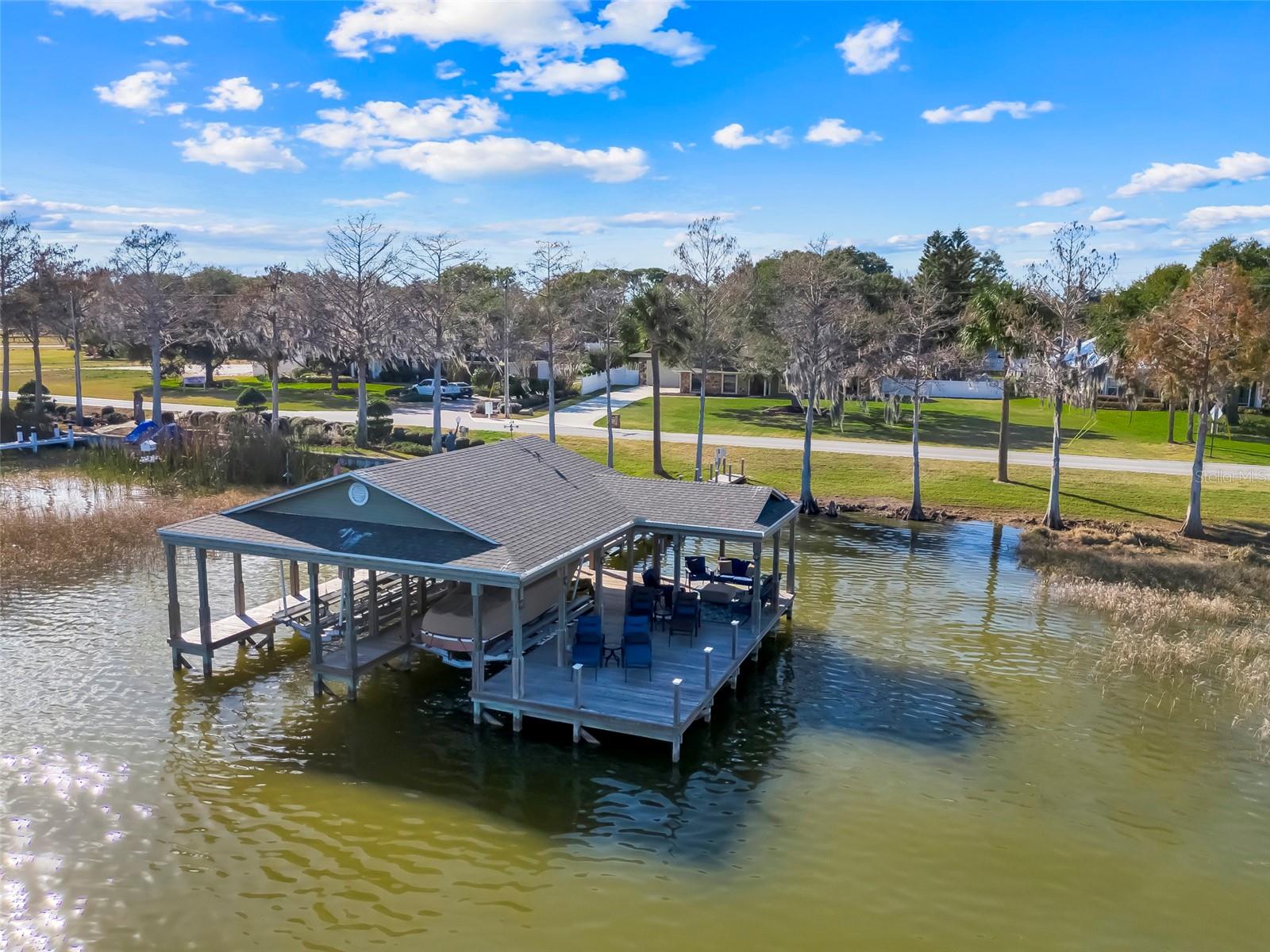 LAKE DORA HARBOUR - Residential