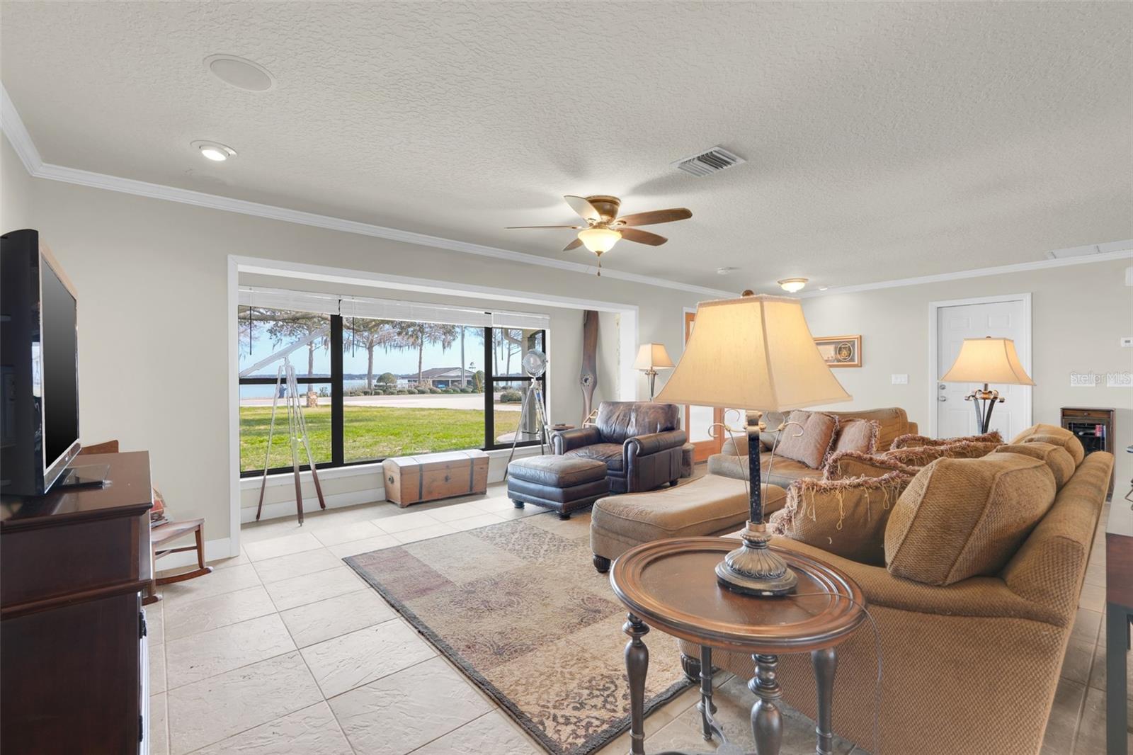 LAKE DORA HARBOUR - Residential