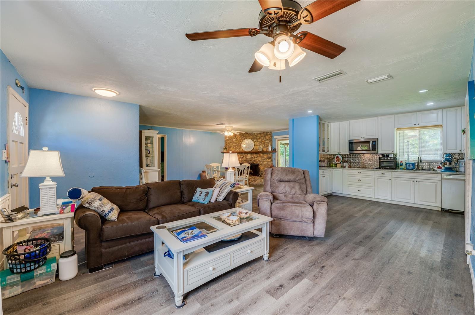 146 WESTWOOD DRIVE