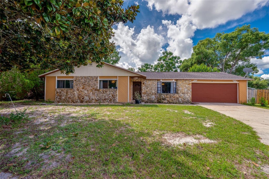 Photo of 146 Westwood Drive, Daytona Beach, FL 32119 (MLS # V4951159)