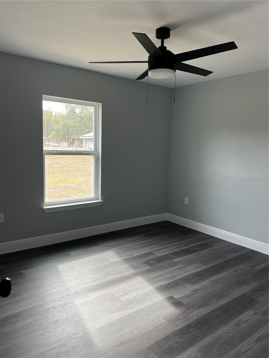 RAINBOW LAKES ESTATE - Residential