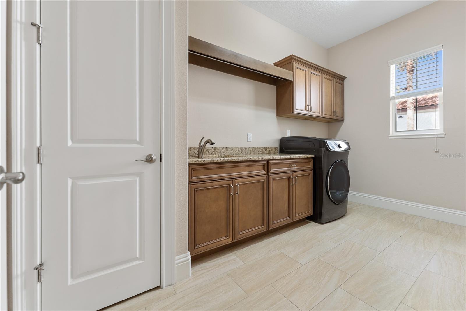 KEENES POINTE UN #11 - Residential